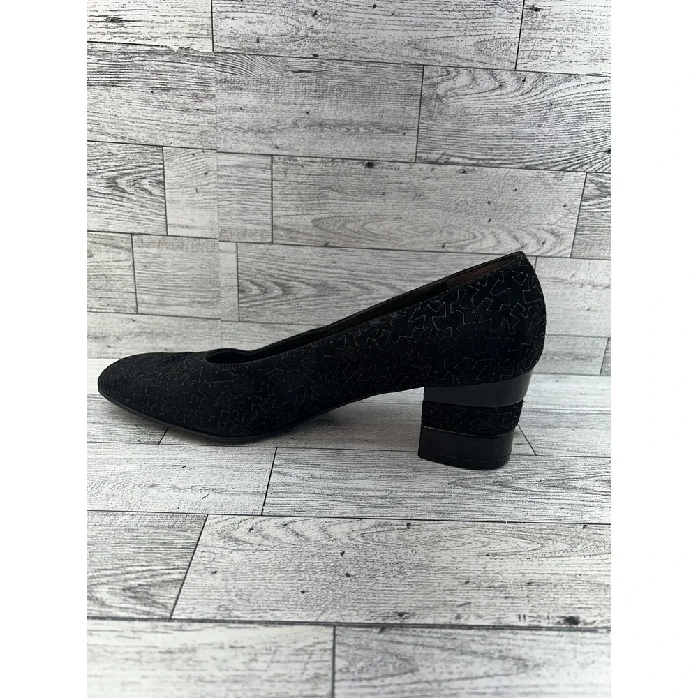 Salvatore Ferragamo Shoes Womens Size 6.5‎ B Block Heel Patterned Suede Italy